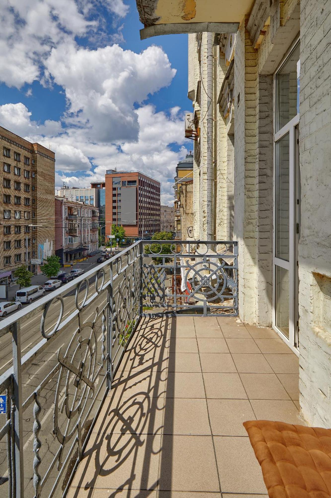 Apartament Saksaganskogo Centre Kijów Pokój zdjęcie
